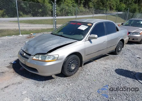 1998 Honda Accord Lx from USA, damaged, VIN 1HGCG5647WA034246